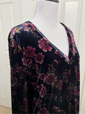 1.STATE Black Velvet Dress with Pink Floral print